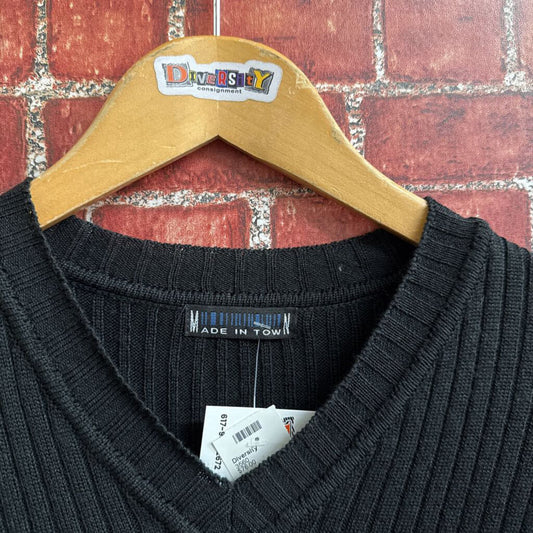 Made In Town Black Ribbed V-Neck Sweater Size L