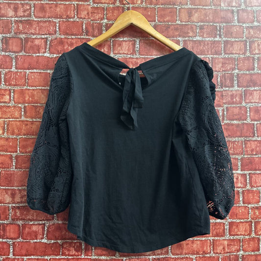 Anthropologie lace Sleeve crewneck Black size S