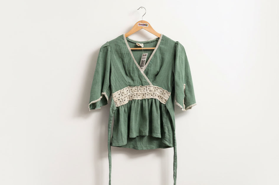 Vintage Byer Lace Trim Boho Top Green Size D1