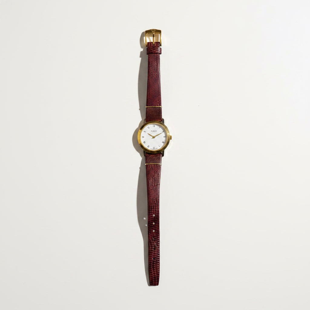 Gucci Vintage Watch Leather Band Maroon/Gold