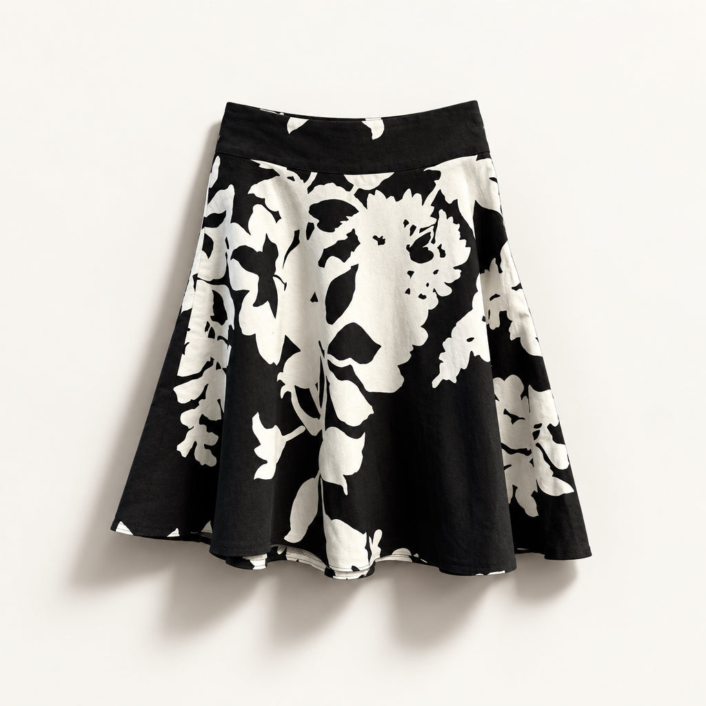 Akris Punto B&W Floral Mini Skirt Size 6