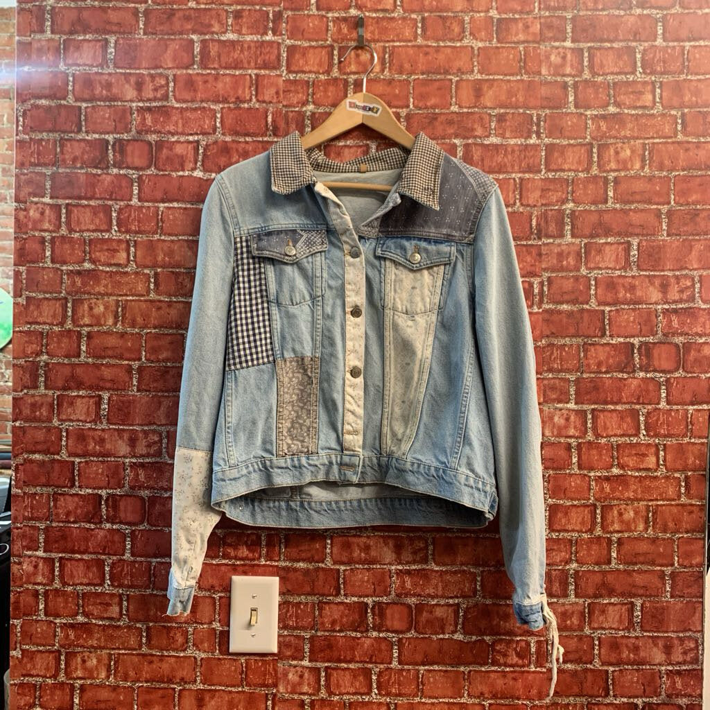Topshop patchwork denim jacket Light Blue size 12