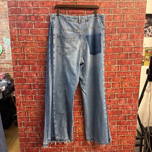 Pilcro Jeans Wide Leg Blue Size 31