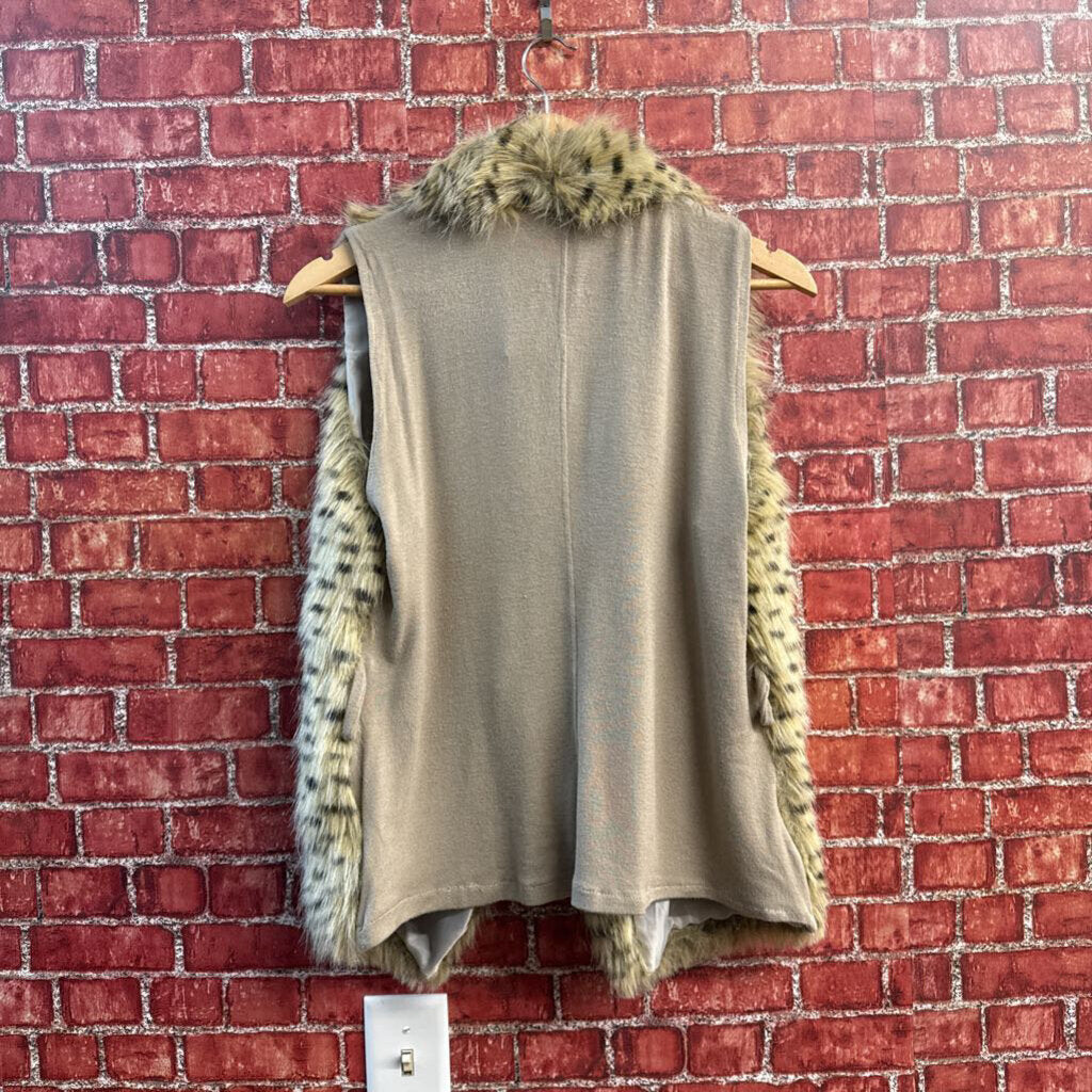 LUMA Faux Fur Vest Leopard Tan/Black