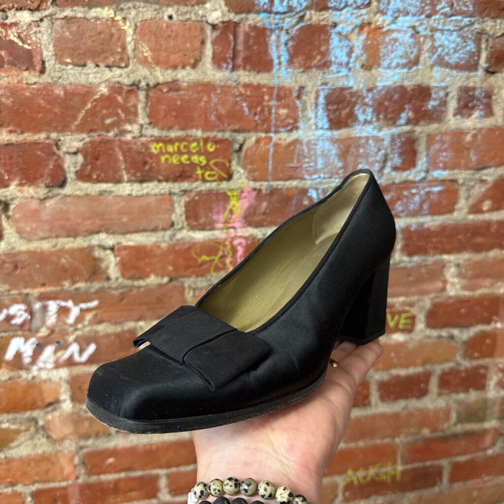 Yves Saint Laurent Pumps Satin Bow Black Size 8.5