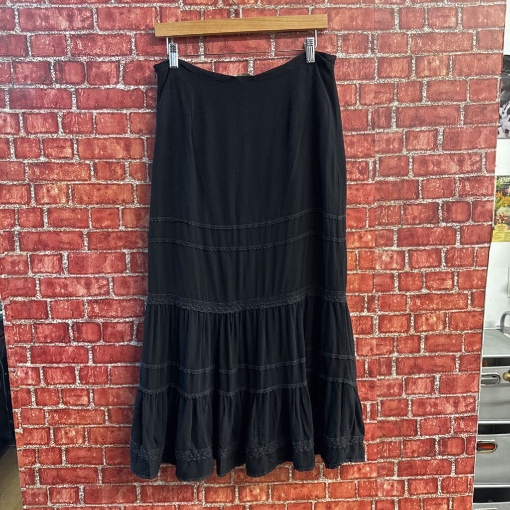 Rojada Maxi Skirt Lace Trim Black Size 42