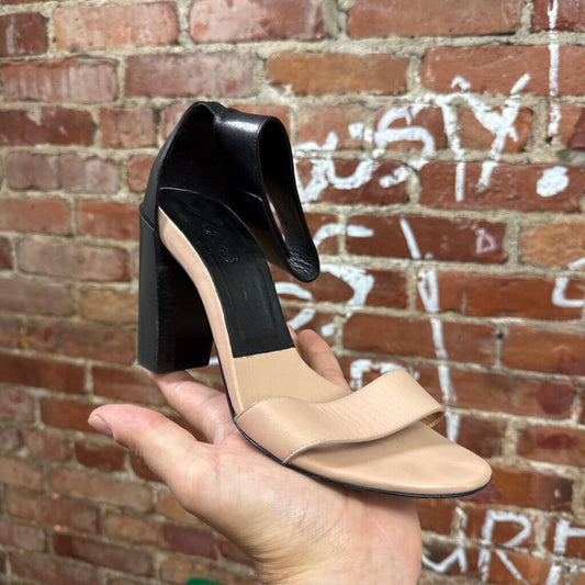 Chloe 2-Tone Pumps Heels Pink and Black Ankle Strap Size 36.5