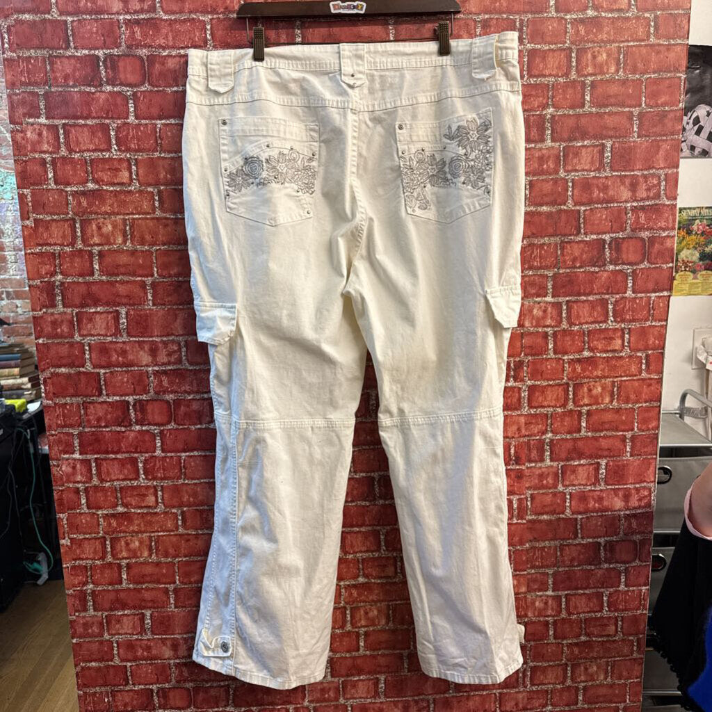 Faded Glory Cargo Pants White Size 24W