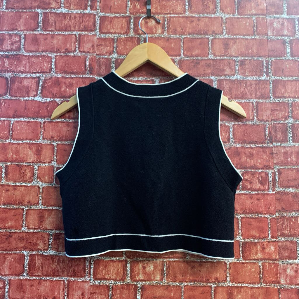 Oak + Fort Vest Crop Button Up Black/White