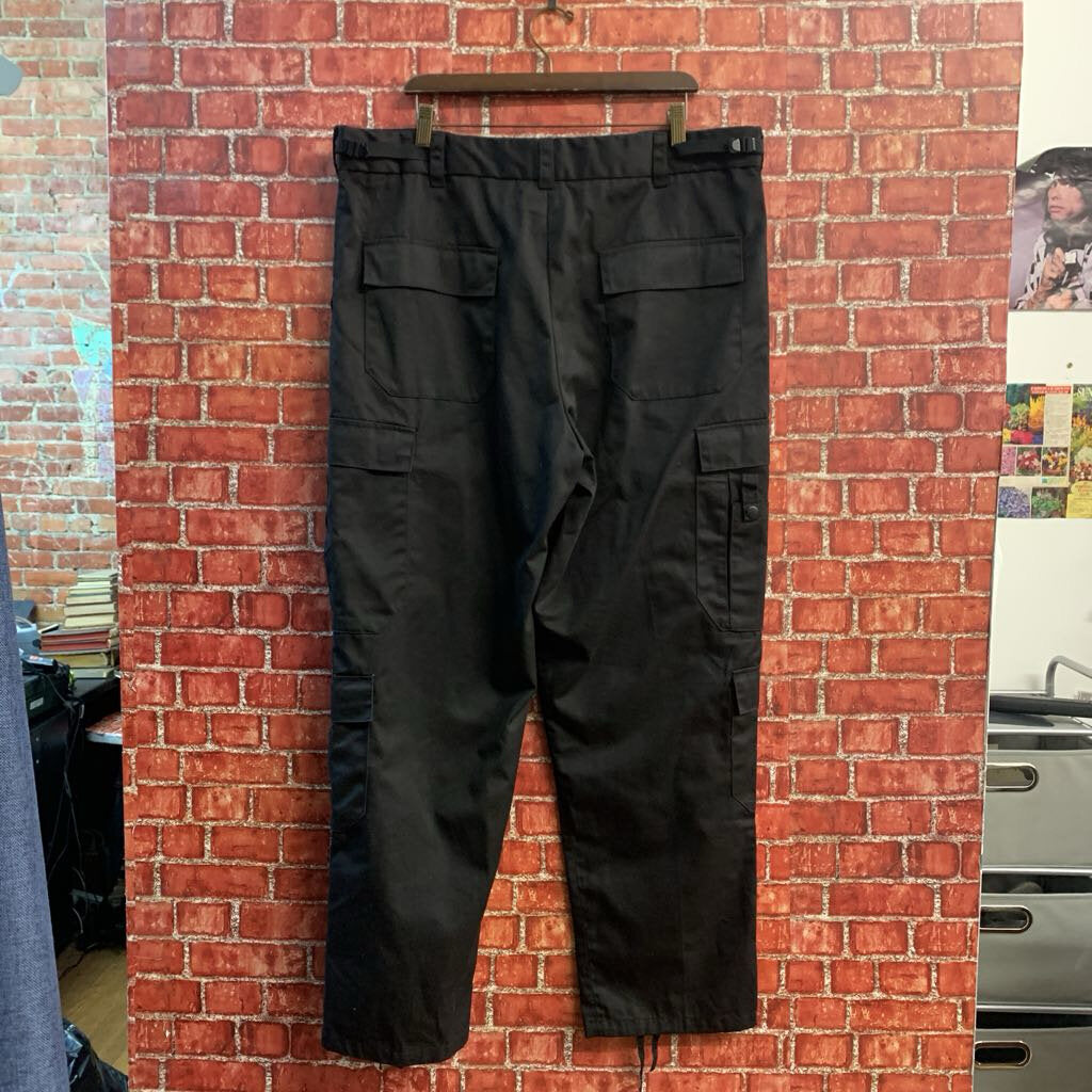 Rothco EMT Cargo Pants Black Men’s Size 39-43