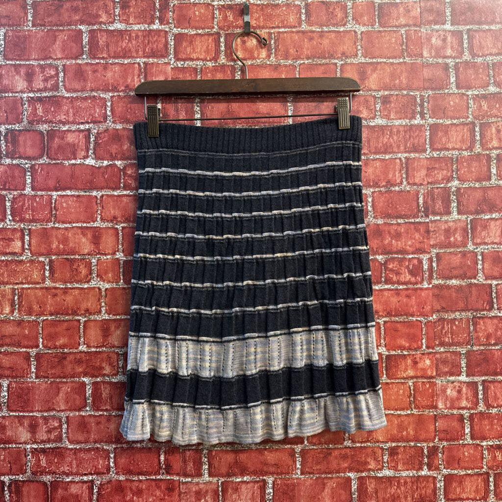 M Missoni Grey Tiered Lace Midi Skirt Ladies Size 40