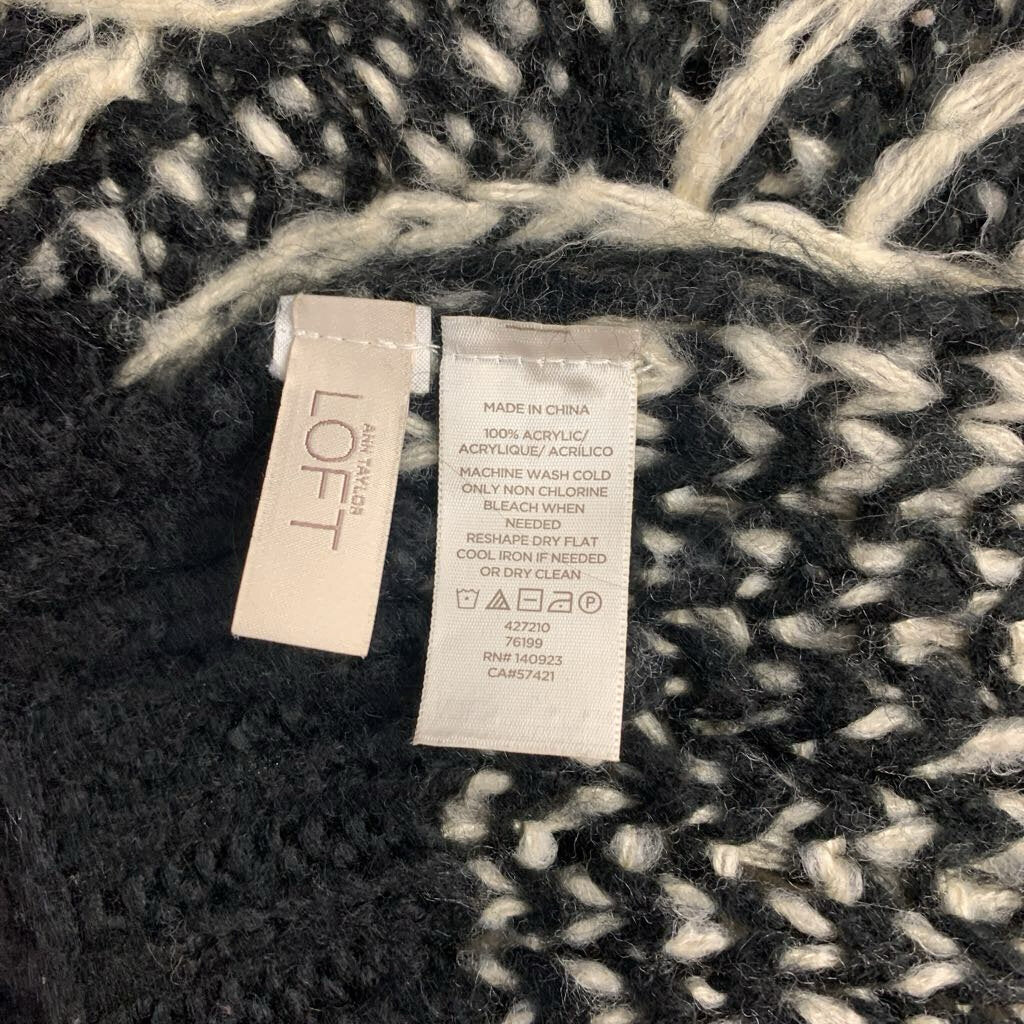 LOFT Heavy Cable Knit Scarf Black/White