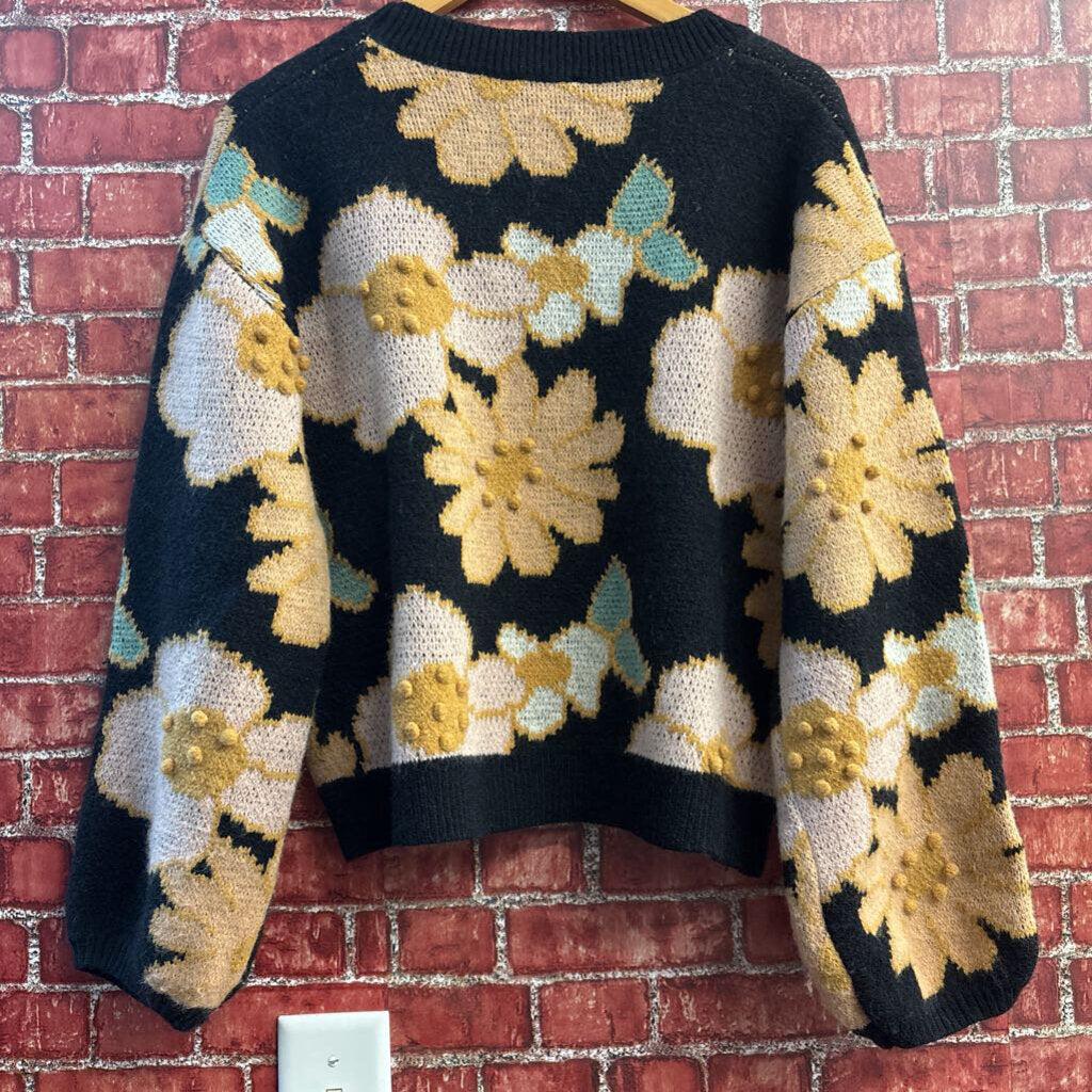 Storia Black Big Floral Knit Sweater Size S