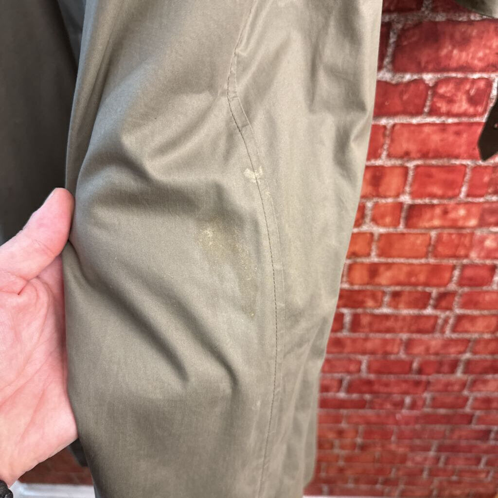 Burberrys London Double-Breasted Trench Coat Green