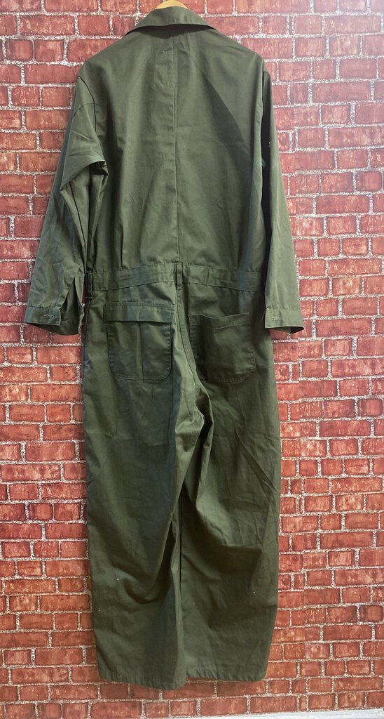 Unbranded Jumpsuit Green Size 44R