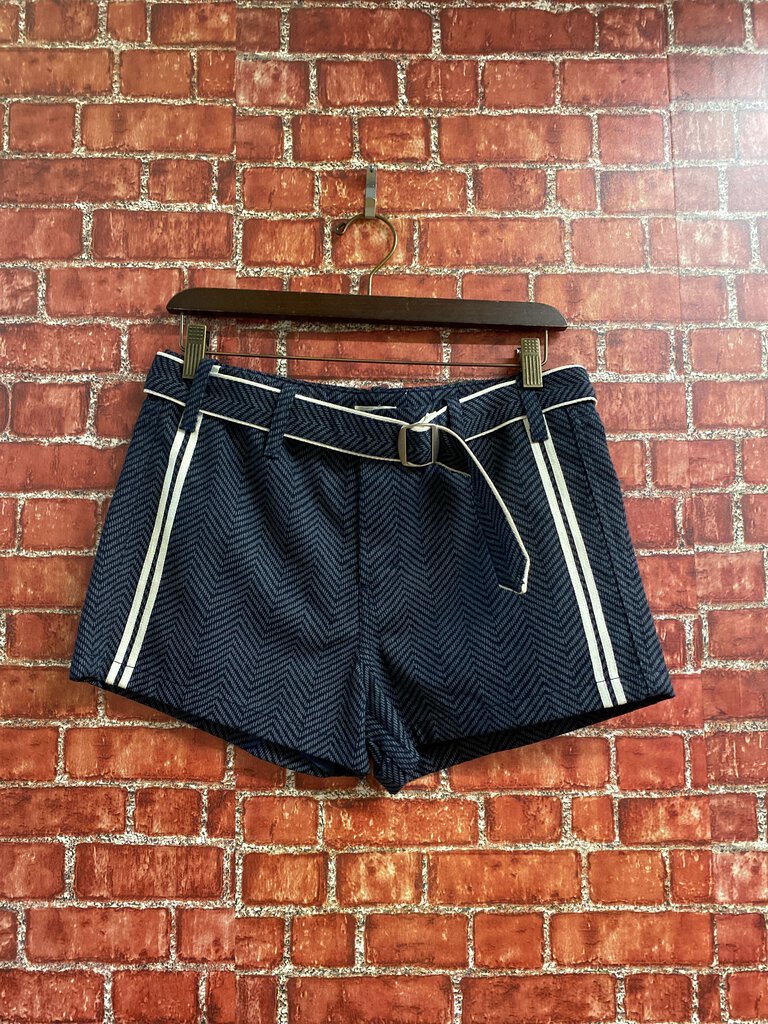 Levis Herringbone Shorts Size 30