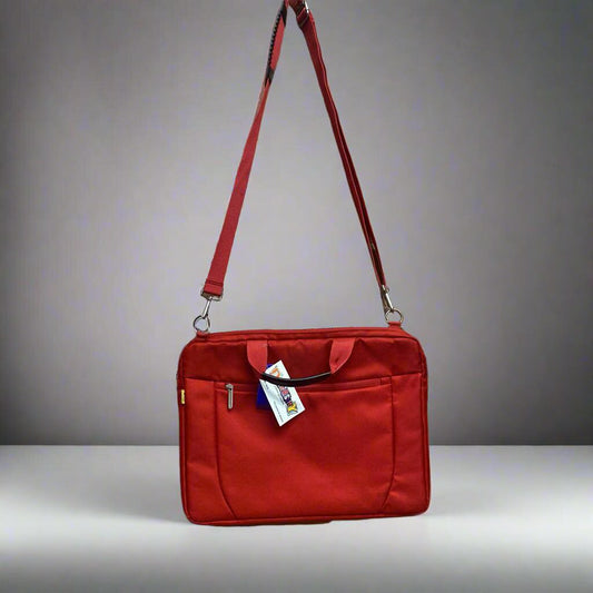 She Rules By Sumdex Briefcase bag Red OS