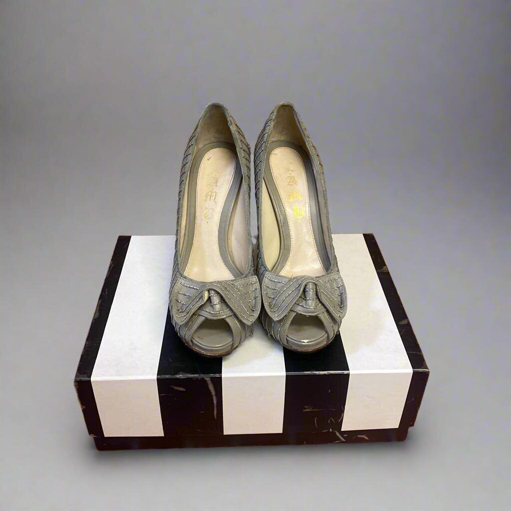 LAMB Leather Heels Grey Size 7L