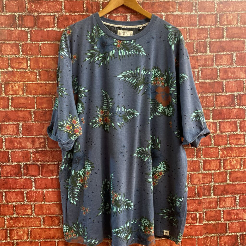 Free Planet Floral Tee Blue Size 4XL