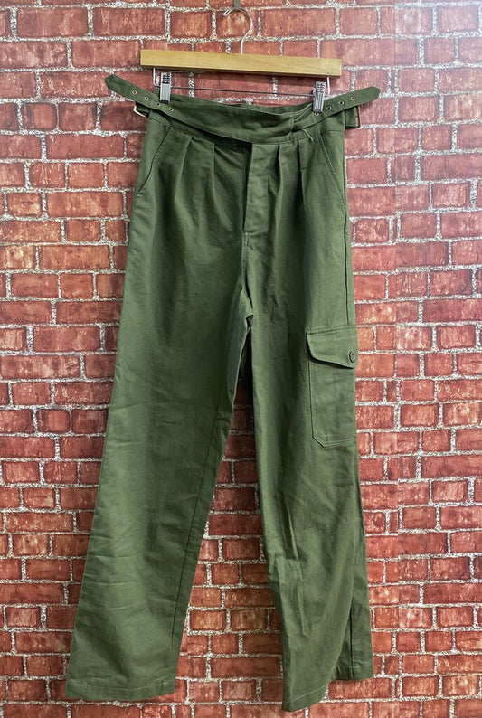 Wolf Cargo Pants Green Size S