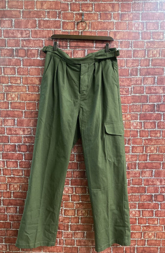 Wolf Cargo Pants Green Size L