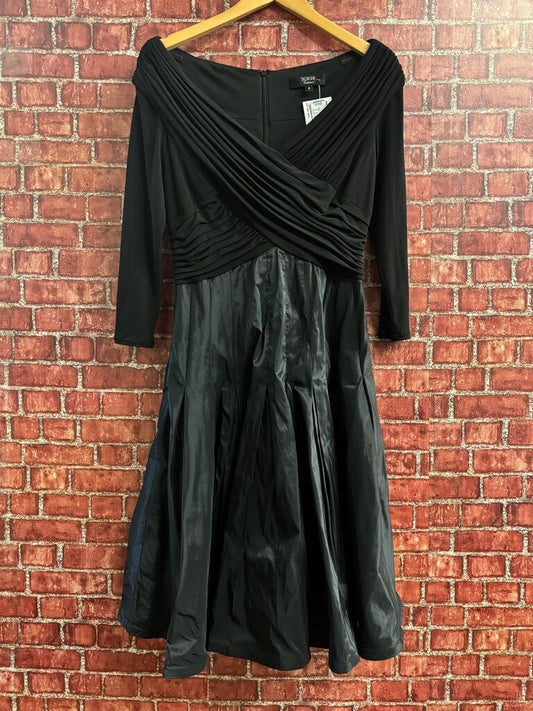 Tadashi Collection Ruched Long Sleeve dress Black Size 8