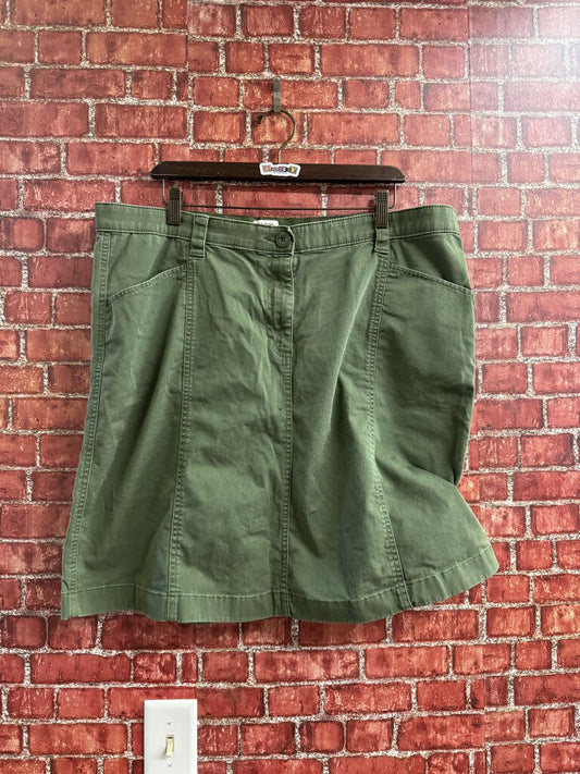 LL Bean Classic Fit Mini Skirt Green Size 18W