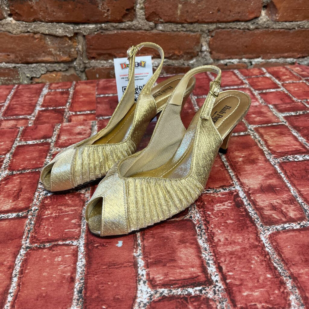 Hush Puppies Gold Kitten Heels Size 6