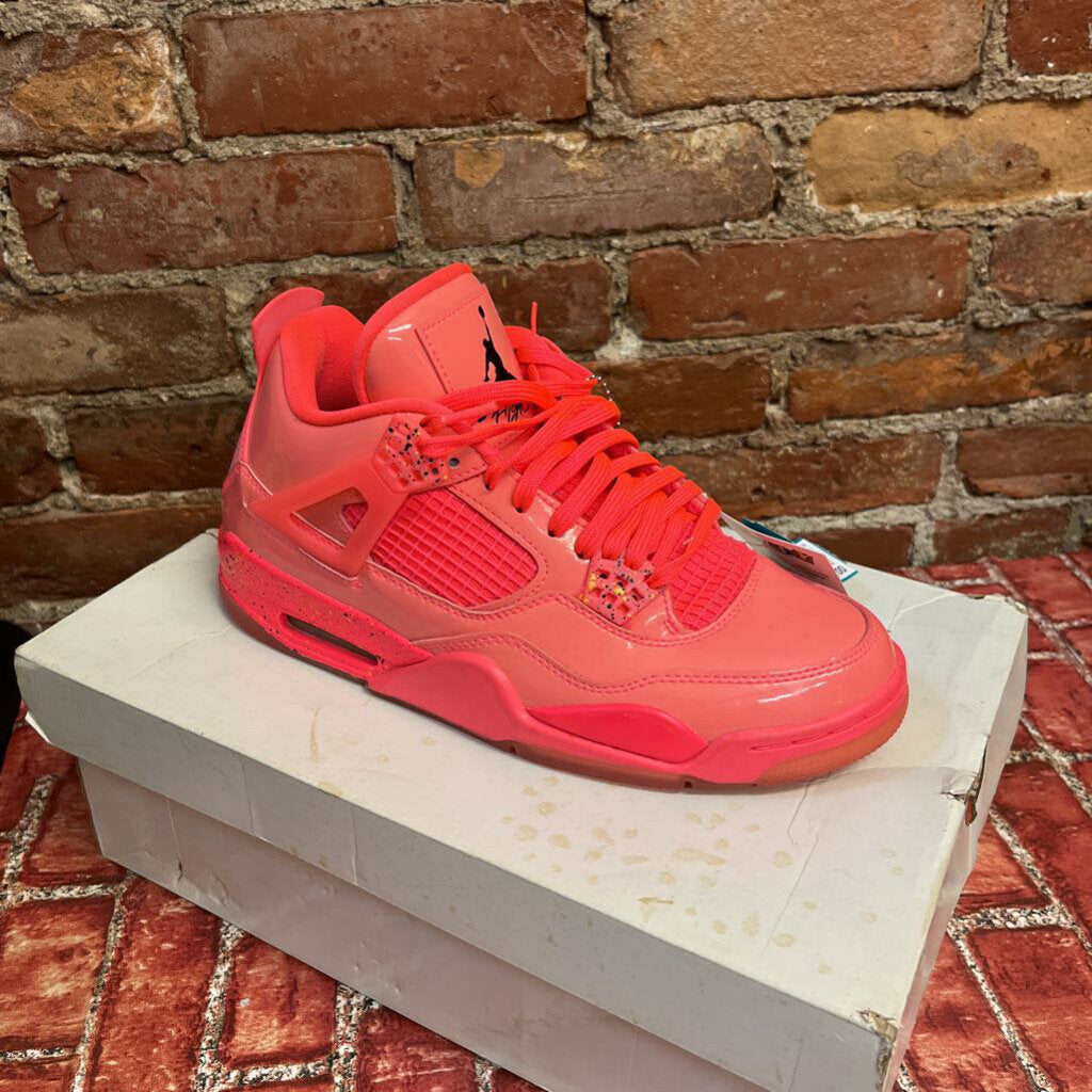 Air Jordan 4 NRG Hot Punch