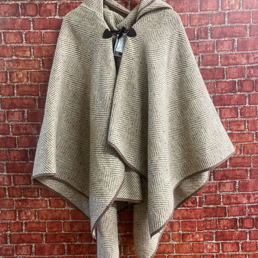 Avoca The Mill Wool Poncho Size Large