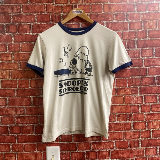 Uniqlo Peanuts Graphic Tee W/B S