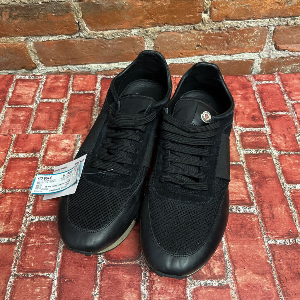 Moncler Sneakers Black Size 44 (11M)