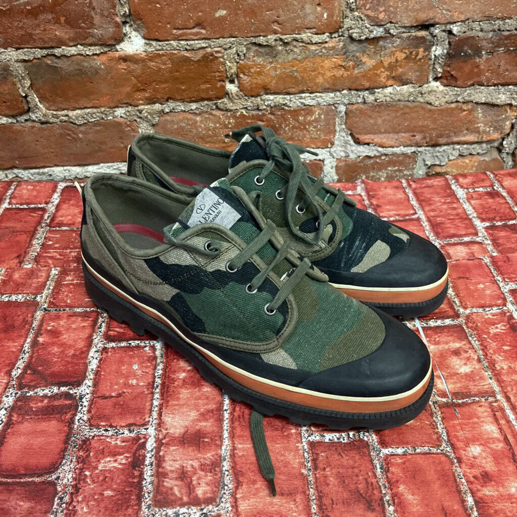 Valentino Garavani Camo Sneakers Size 11M