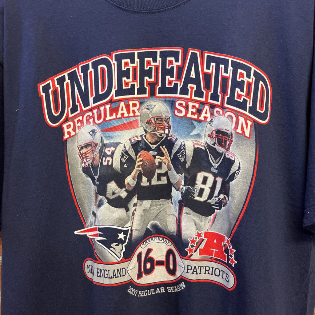 Reebok Patriots VTG 16-0 Season Tee Size Large