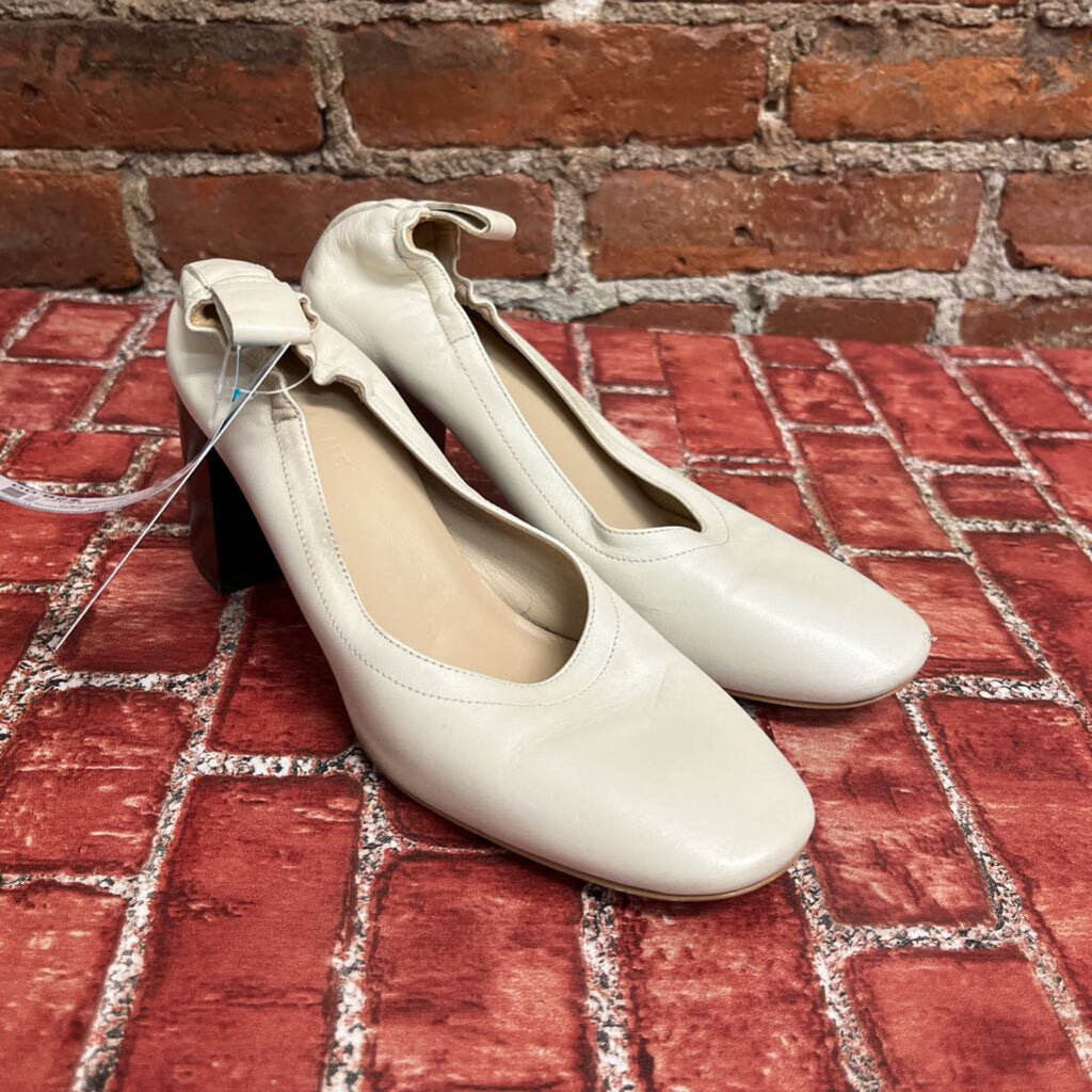 Everlane Cream Heels Leather Pumps Size 6.5L