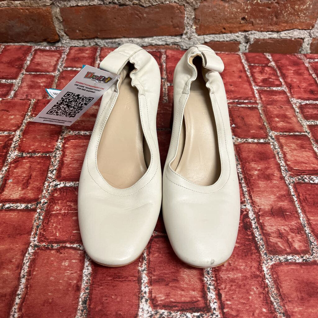 Everlane Cream Heels Leather Pumps Size 6.5L