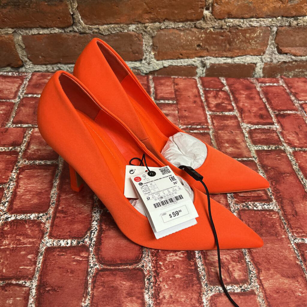 New Zara Orange Pumps Heels Size 37 (7L) NWT