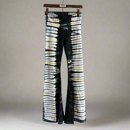 The Om Collection Dyed Mega Flare Pants Blue Size M