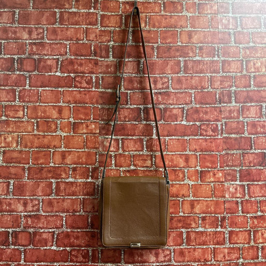 B Makowsky Leather Crossbody Bag Brown