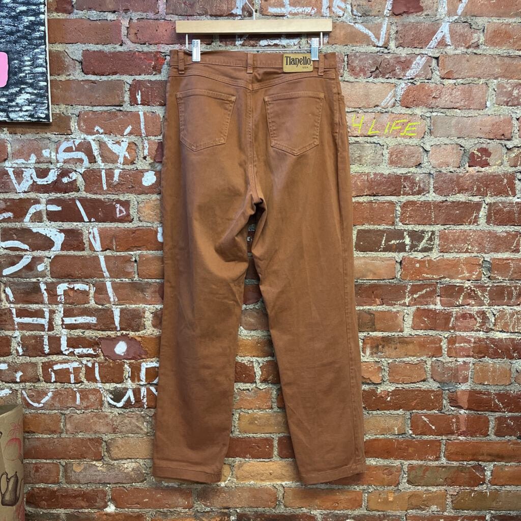 Tianello Relaxed Fit Pants Brown Size Medium