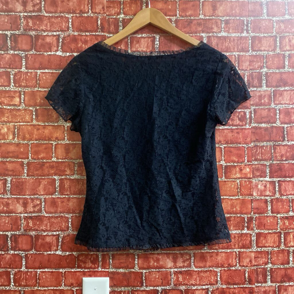 Uniform Lace Clip Top Size M