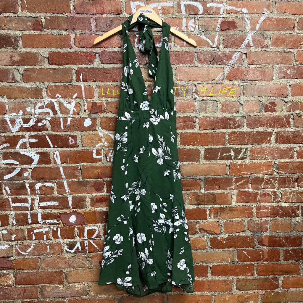 NWT Essue Green Floral Midi Dress Size Small