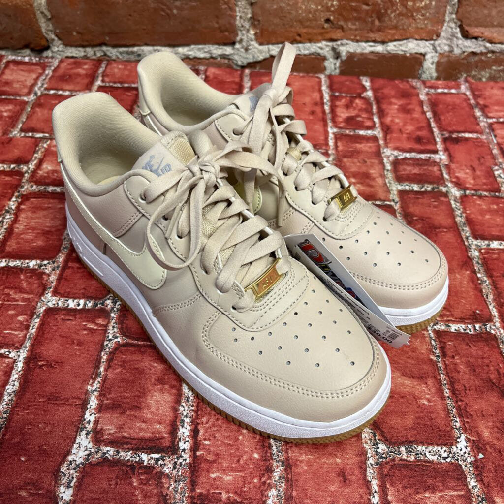 Nike AF1 Low Beige Size 7L