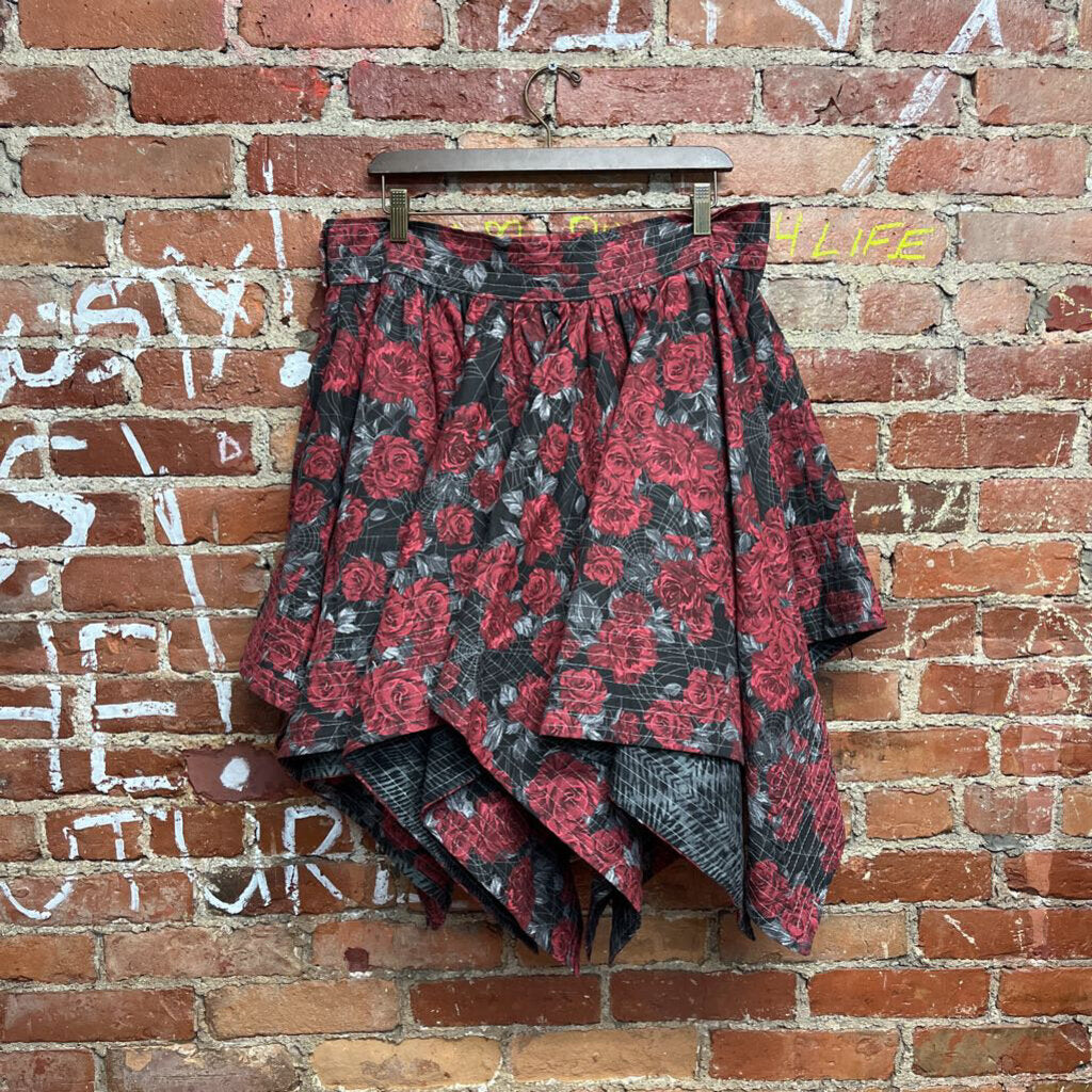 Laura Kane Designs Floral High-Low Skirt Size 33