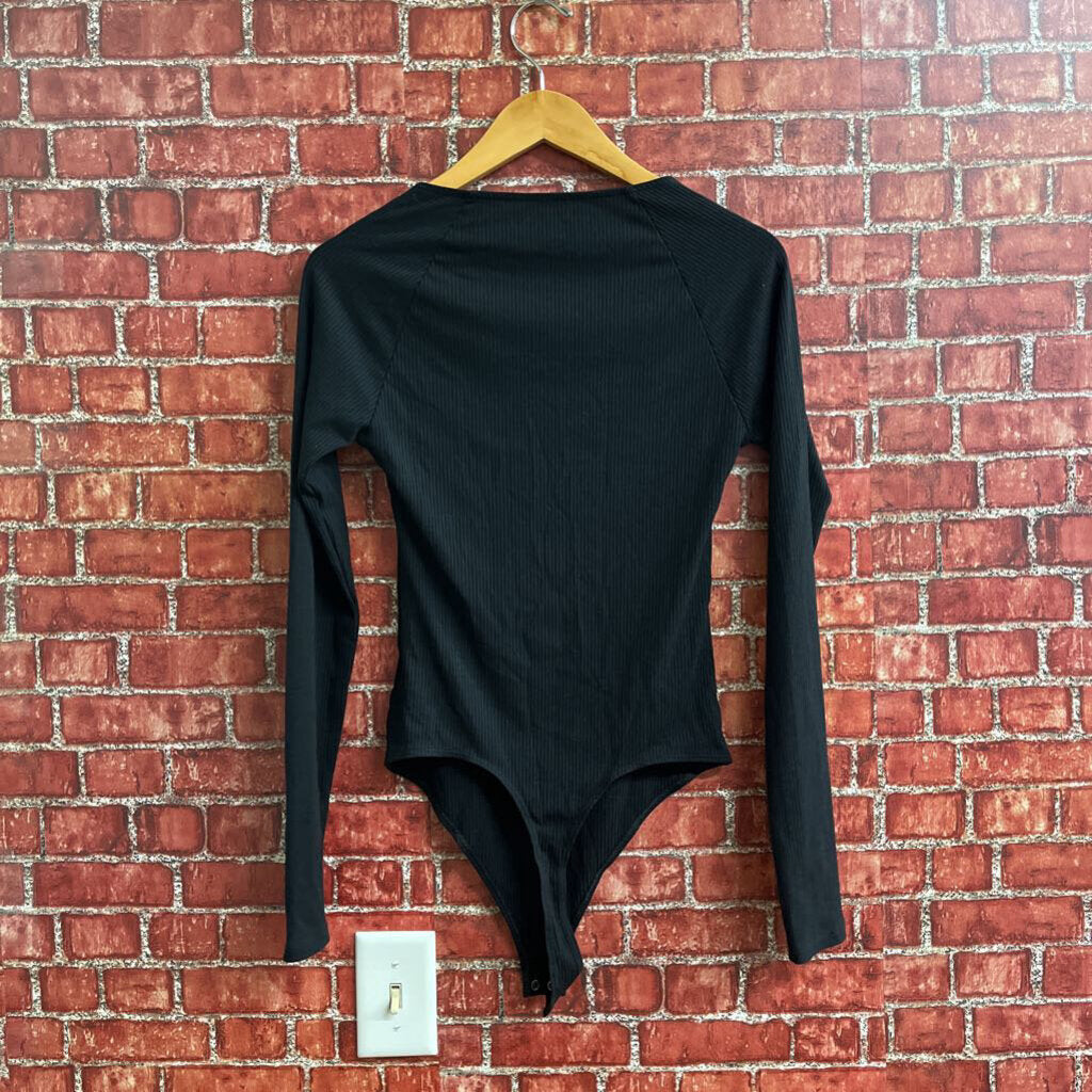 American Eagle Body Suit Long Sleeve Size M