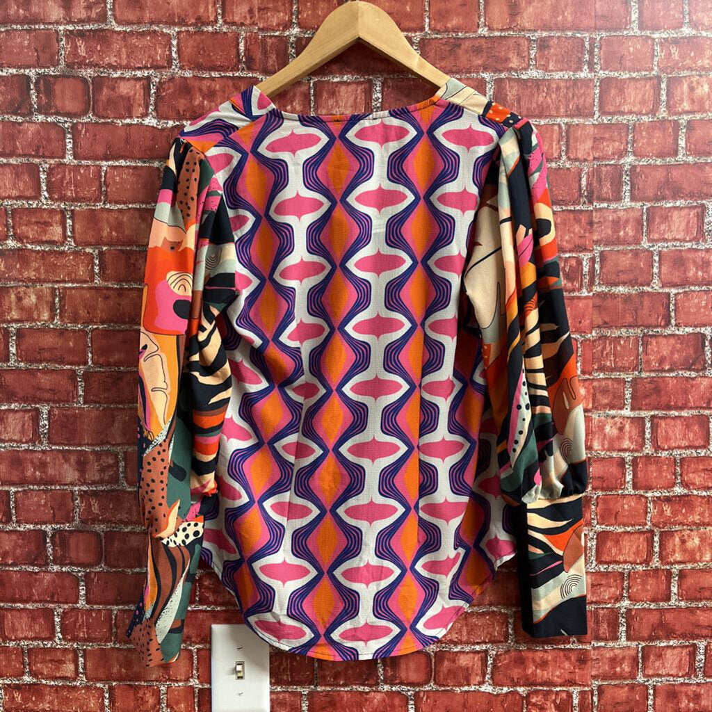 Isle Abstract Button Up Top Multi Color Size S