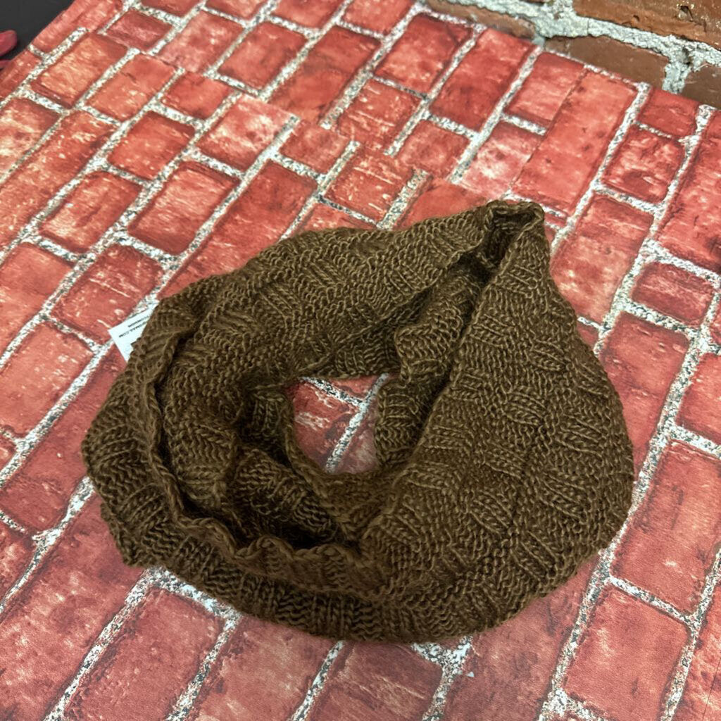 Knit Infinity Scarf Brown