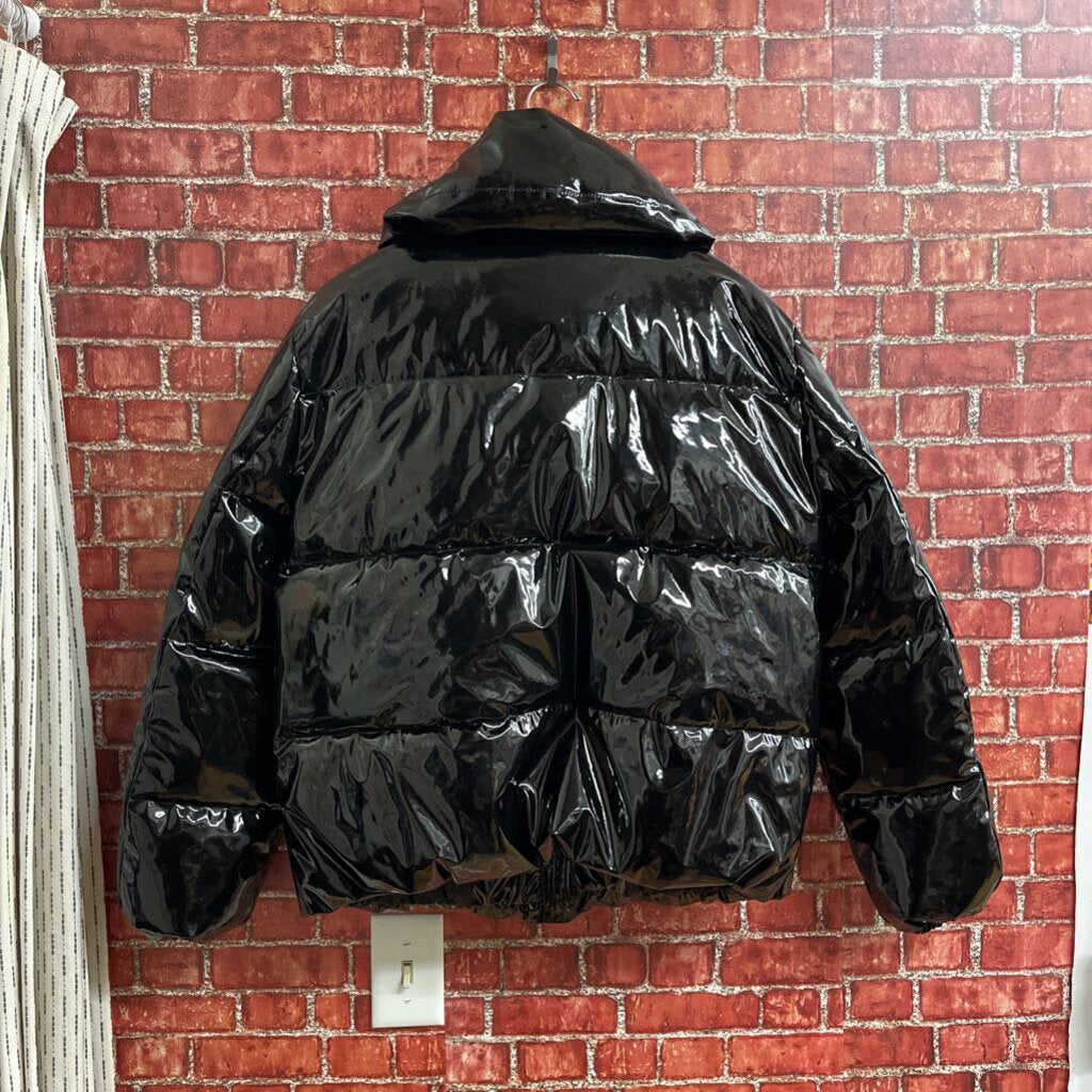 Kendall and Kylie Shiny Puffer Jacket Black Size M