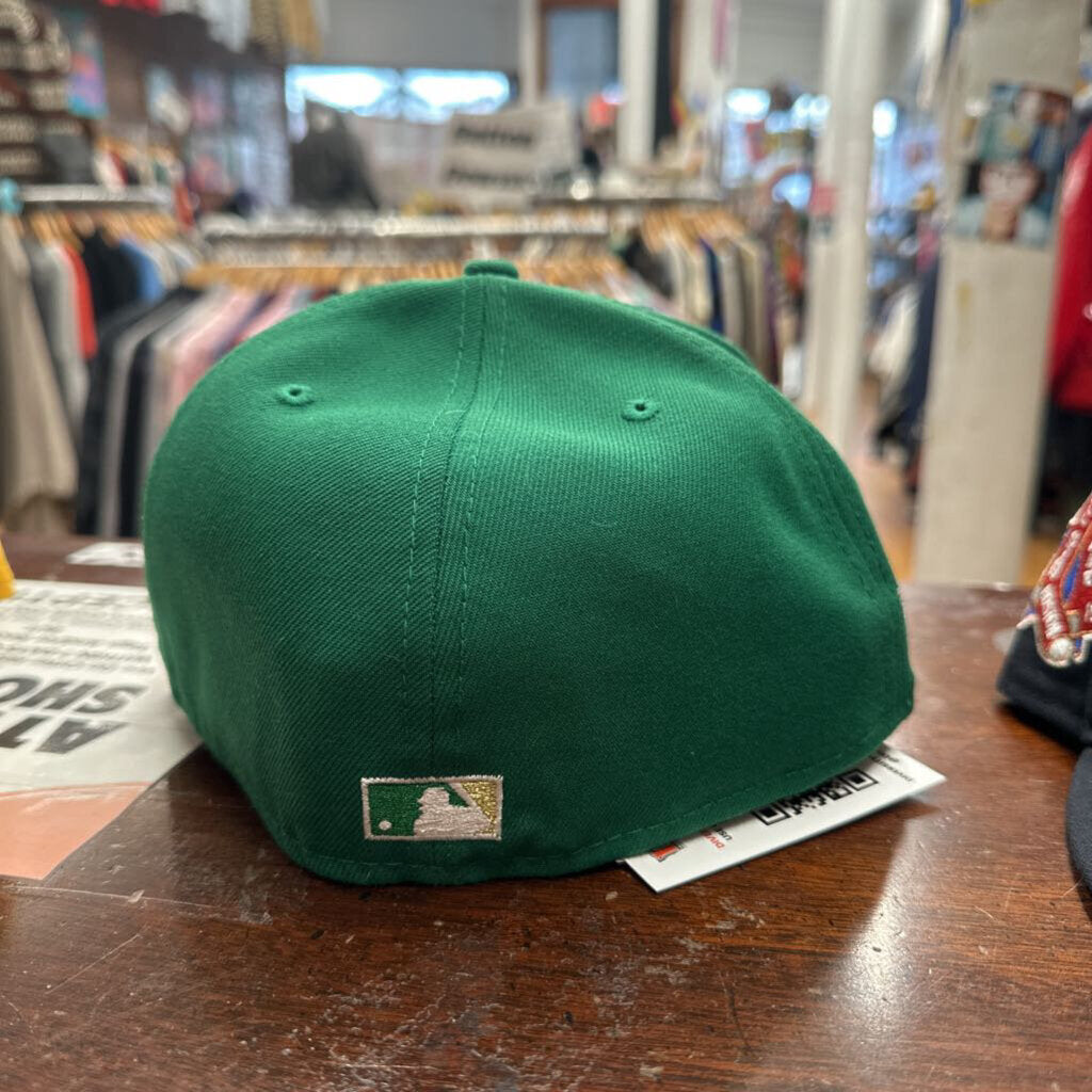 New Era 100 Years Fenway Park Boston Red Sox Fitted Green Size 7 5/8