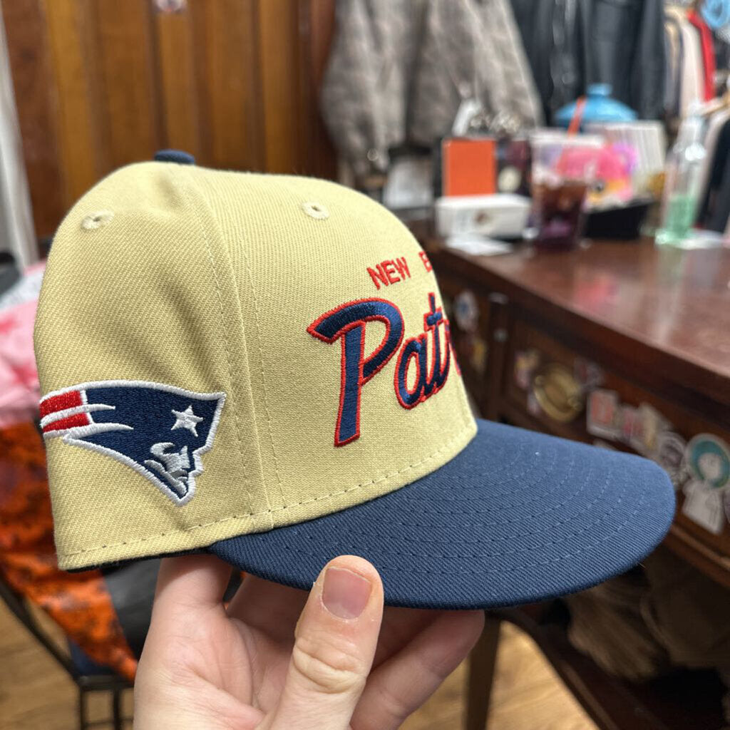 New Era New England Patriots Fitted Tan Size 7 1/2